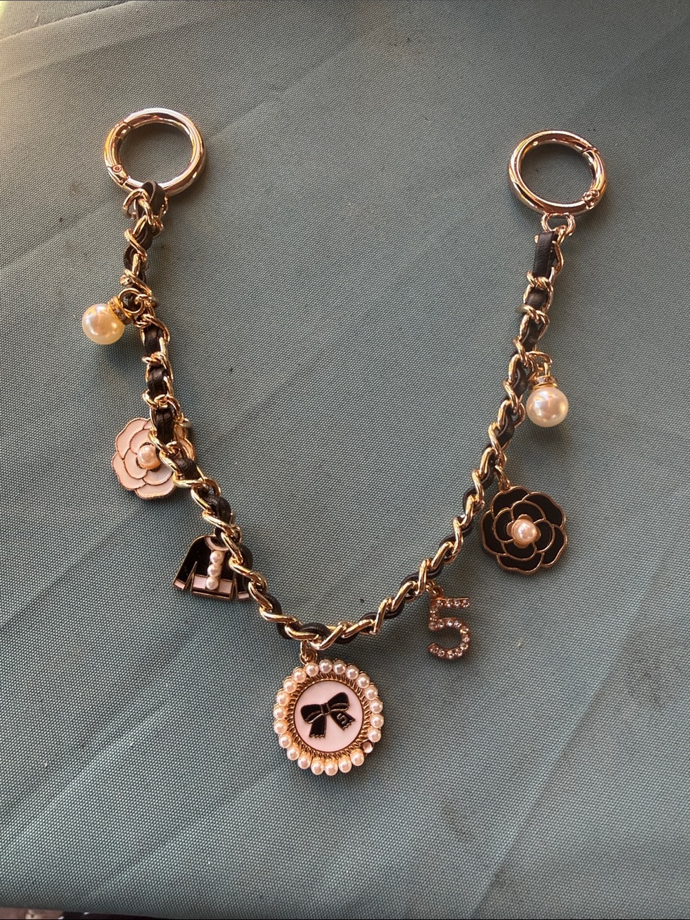 Gold Charm Chain - Picture 4 of 5